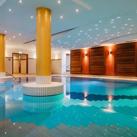 Churfuerstenhof Wellnesshotel Бад-Бирнбах